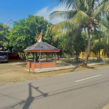 Aa Bungsu Syariah Balekambang Ciletuh Sukabumi Redpartner Hotell Cilowa Eksteriør bilde